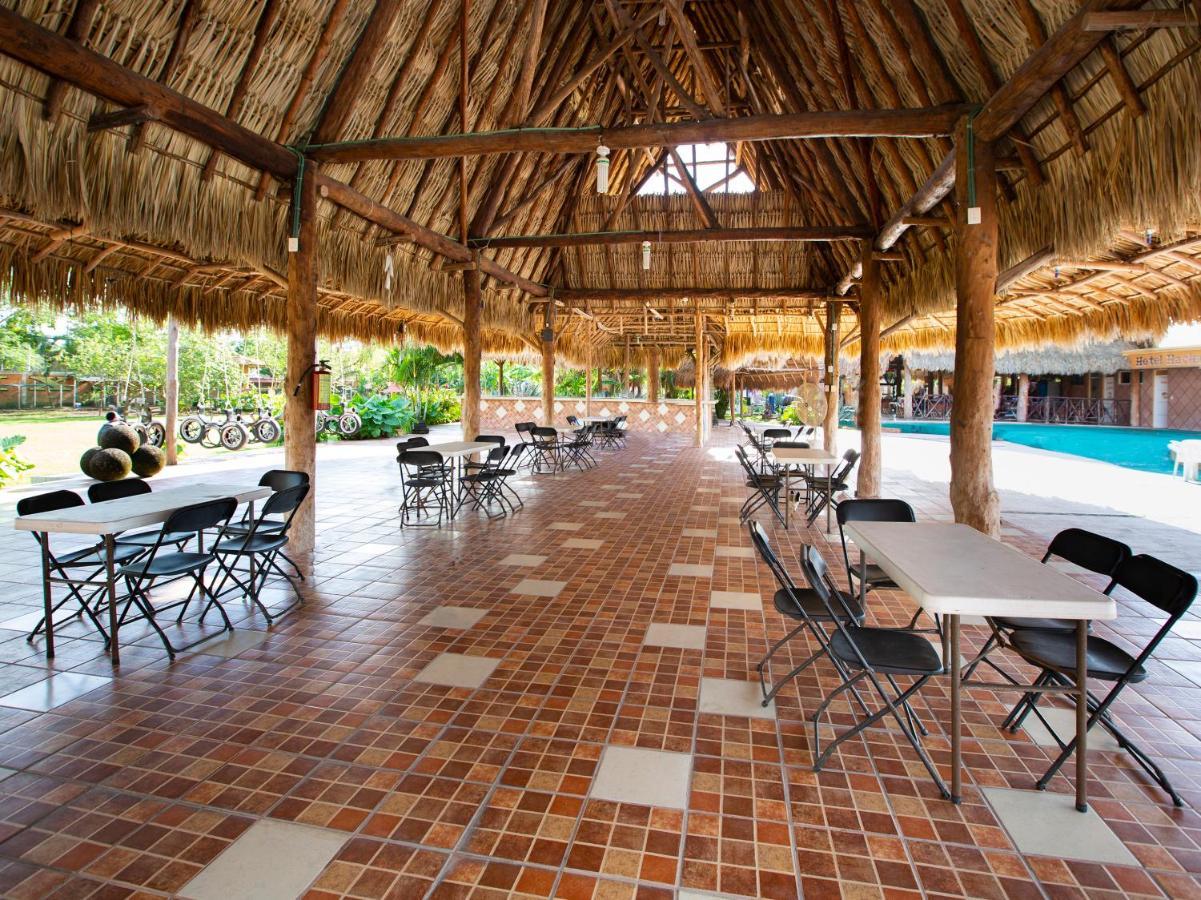 Hotel Hacienda Ixtlan Cozumel Buitenkant foto