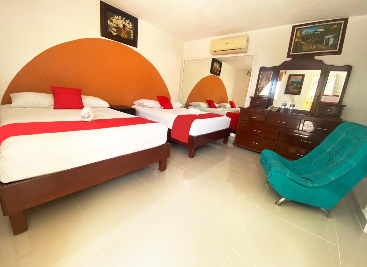 Hotel Hacienda Ixtlan Cozumel Buitenkant foto