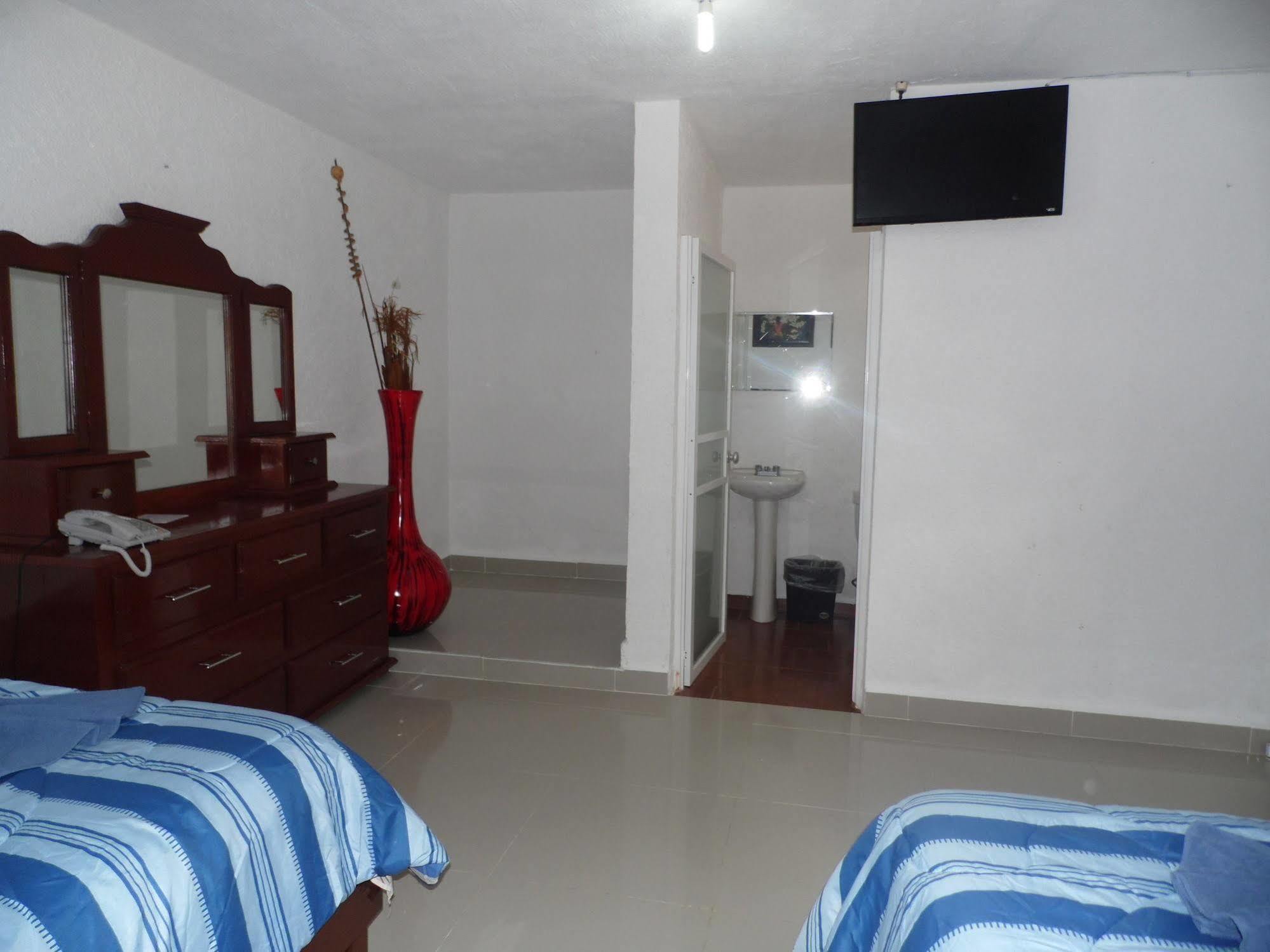 Hotel Hacienda Ixtlan Cozumel Buitenkant foto