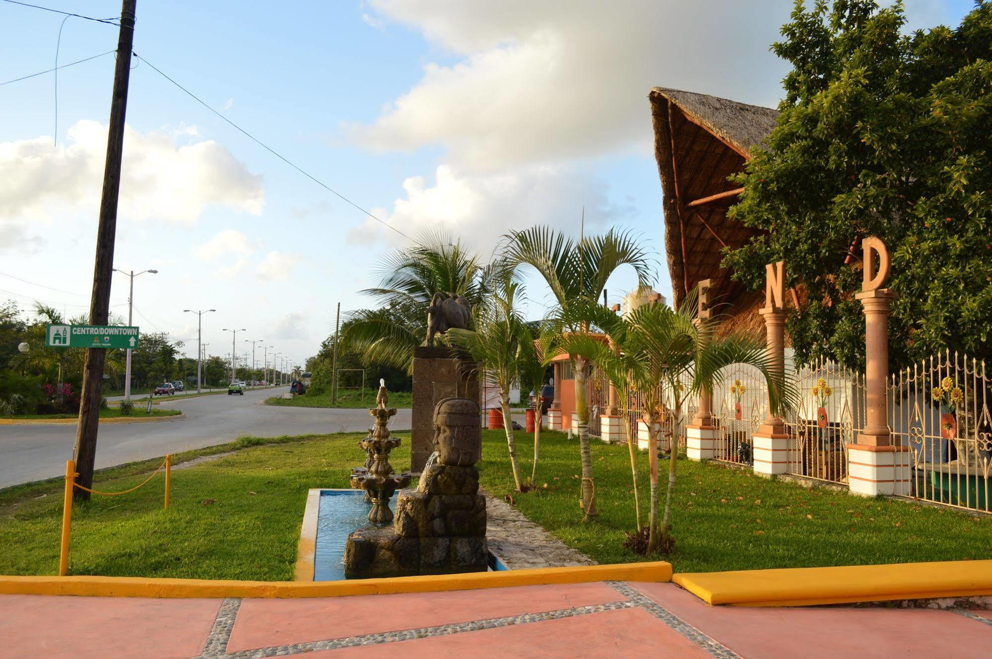 Hotel Hacienda Ixtlan Cozumel Buitenkant foto